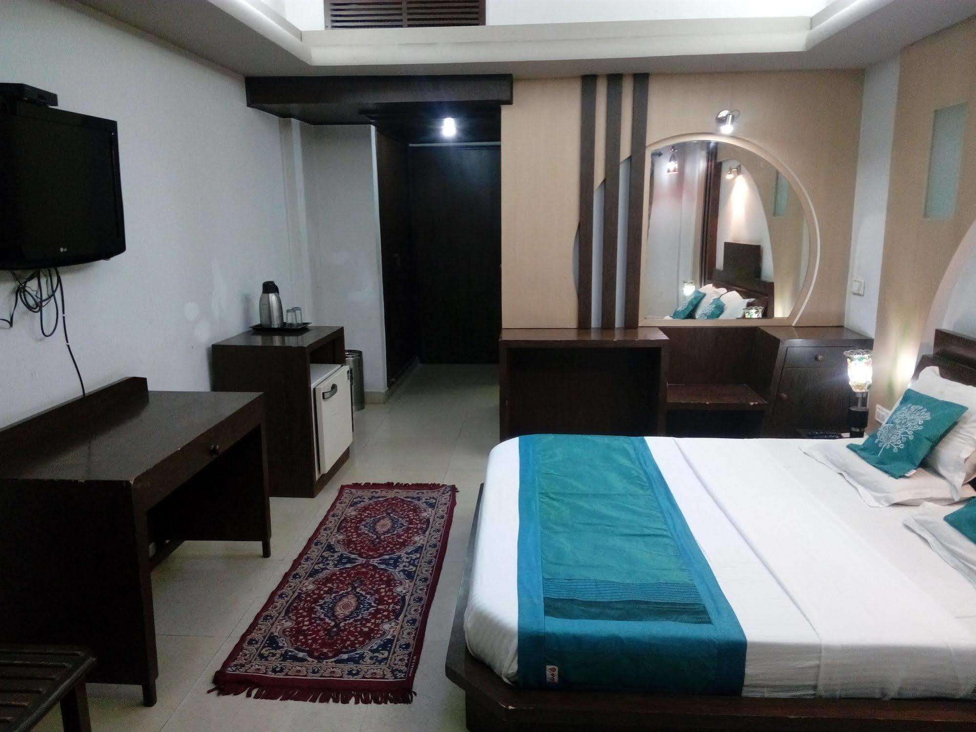 Hotel Snow Princess มะนาลี ภายนอก รูปภาพ