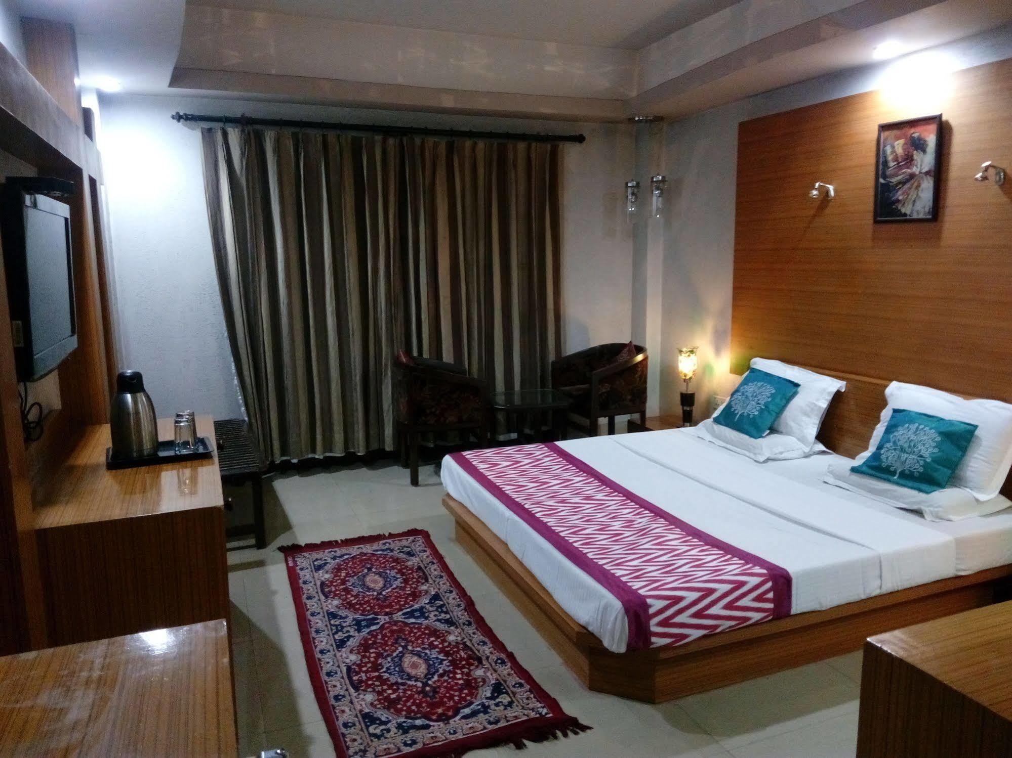 Hotel Snow Princess มะนาลี ภายนอก รูปภาพ